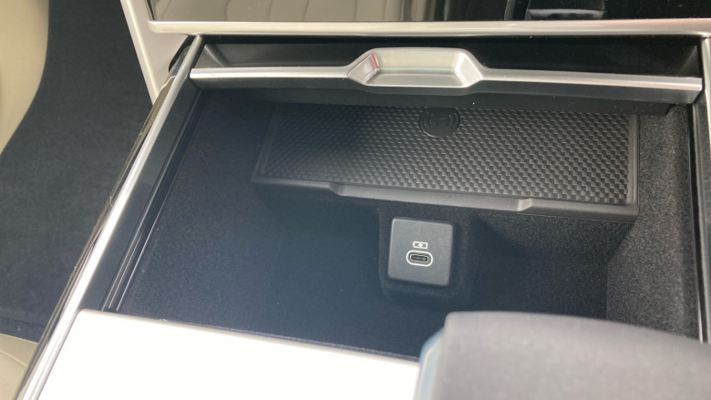 Land Rover Range Rover 3.0 D300 SE 4dr Auto Diesel Estate